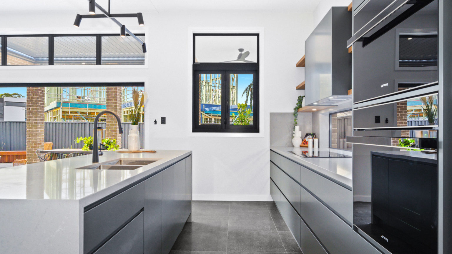 Aluminium Bi fold Windows | Bradnam's Windows & Doors